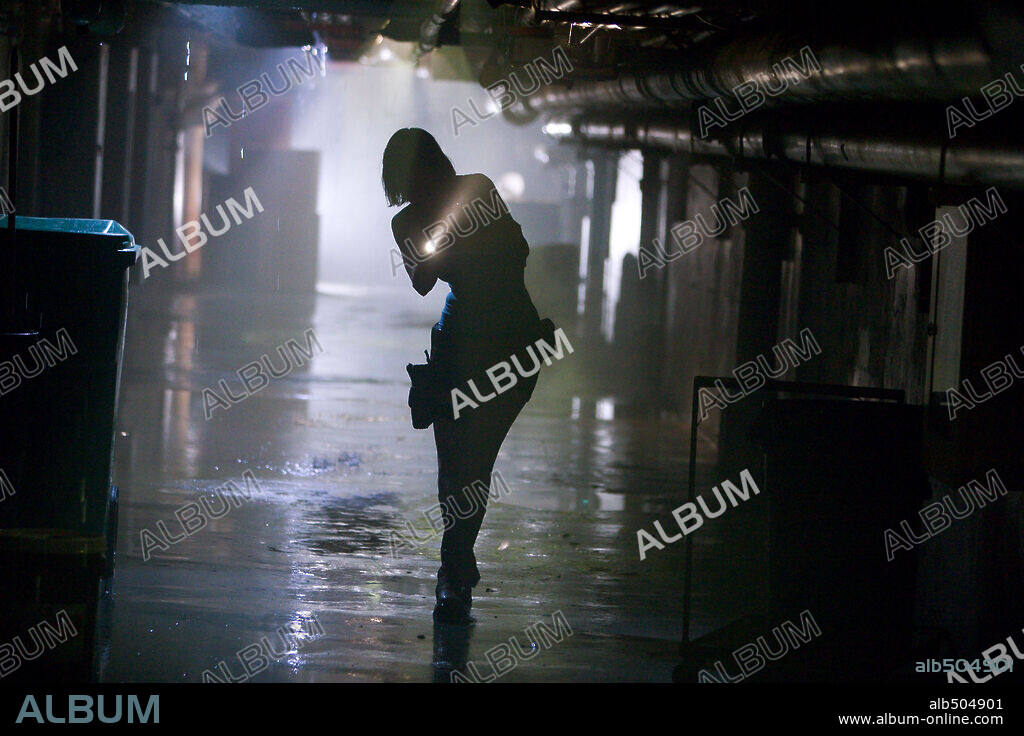 SIENNA GUILLORY en RESIDENT EVIL 2: APOCALIPSIS, 2004 (RESIDENT EVIL: APOCALYPSE), dirigida por ALEXANDER WITT. Copyright COLUMBIA PICTURES.