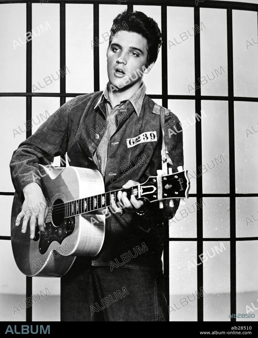 ELVIS PRESLEY in JAILHOUSE ROCK - RHYTHMUS HINTER GITTERN, 1957 (JAILHOUSE ROCK), unter der Regie von RICHARD THORPE. Copyright M.G.M.
