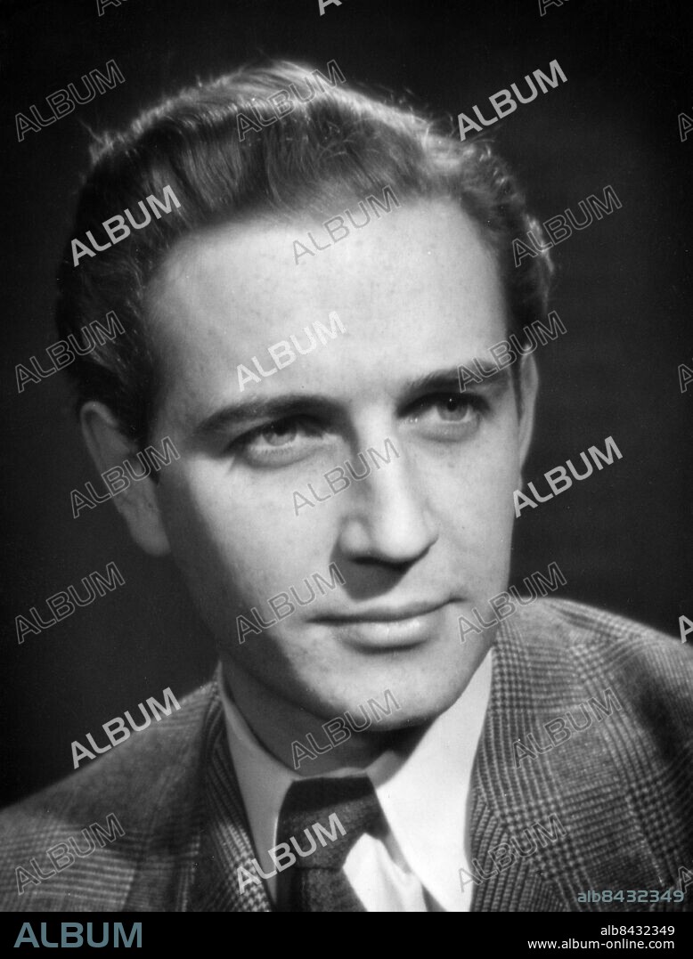 ARKIV 19490205.. Kenne Fant, skådespelare, regissör, filmdirektör och författare.. Foto: Bertil Danielsson / SVT / Kod: 5600. Bild publ. i RiR 4/92.. RiR sv/v. Mapp: Fant, Carl Henrik "Kenne".