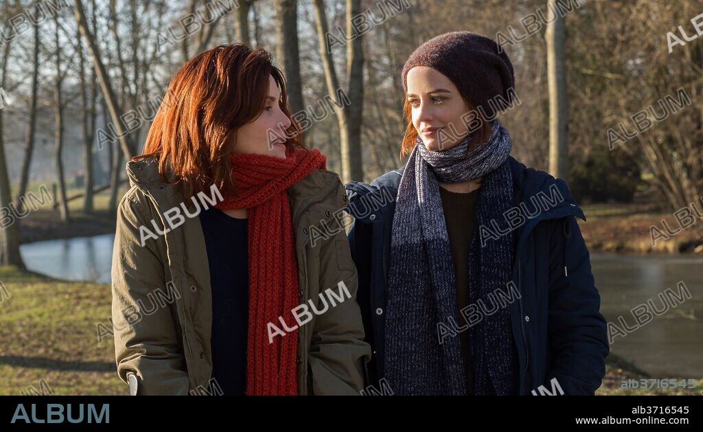 EMMANUELLE SEIGNER et EVA GREEN dans APRÈS UNE HISTOIRE VRAIE, D', 2017, réalisé par ROMAN POLANSKI. Copyright Wy Productions / Belga Productions / Belga Films Fund / BETHUEL, CAROL.