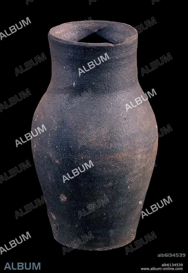 JARRA DE CERAMICA NEGRA-PROCEDE DE FARO-OVIEDO (ASTURIAS).