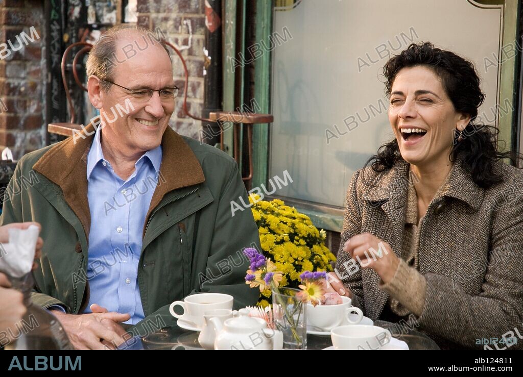 HIAM ABBASS y RICHARD JENKINS en THE VISITOR, 2007, dirigida por TOM MCCARTHY. Copyright GROUNDWELL PROD./NEXT WEDNESDAY PROD./PARTICIPANT PRODUCTION / WHILDON, JOJO.