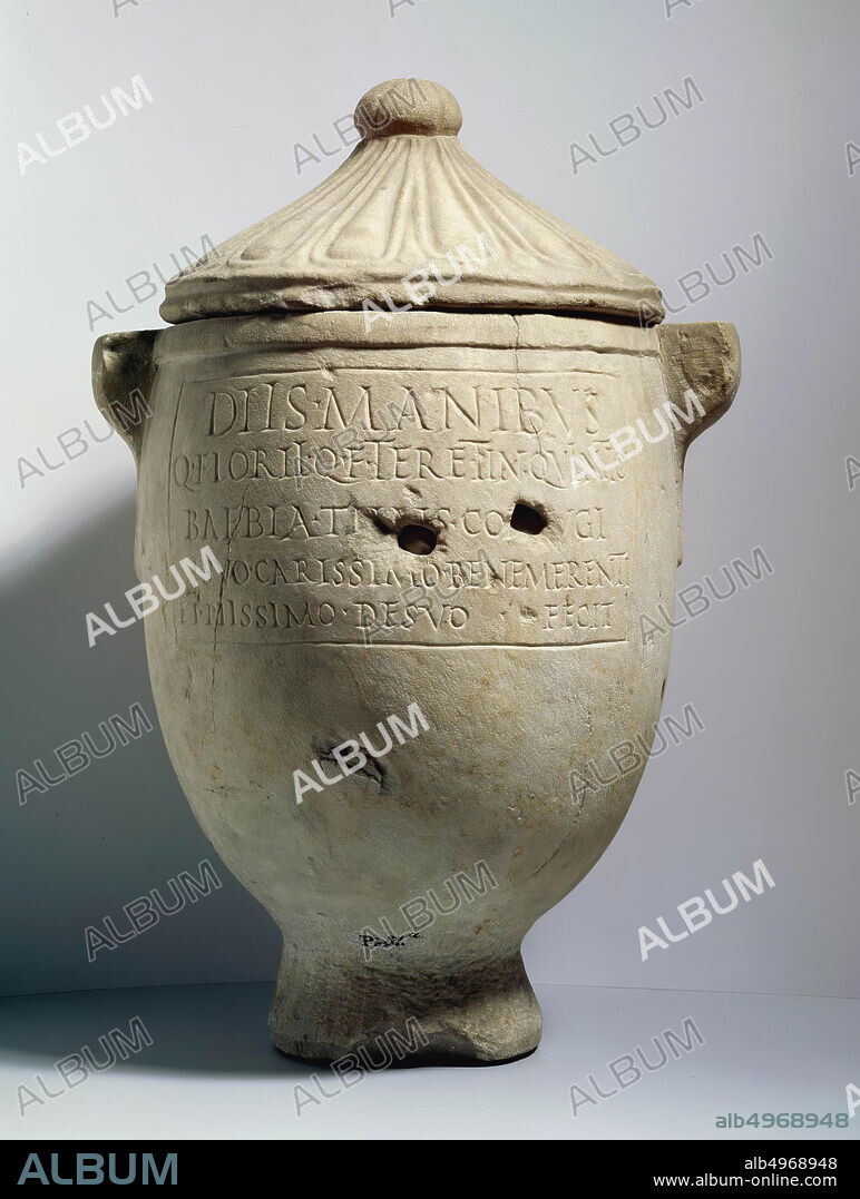 asurn, cover, stone, marble, h: 50 cm, imperial age 100-200 AD, Italy.