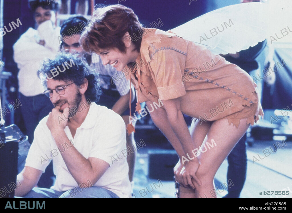 JULIA ROBERTS y STEVEN SPIELBERG en HOOK: EL CAPITÁN GARFIO, 1991 (HOOK), dirigida por STEVEN SPIELBERG. Copyright COLUMBIA TRI STAR.