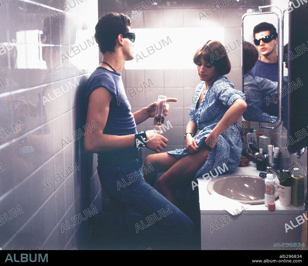 CARMEN MAURA dans QUE HACE UNA CHICA COMO TU EN UN SITIO COMO ESTE?, 1978, réalisé par FERNANDO COLOMO. Copyright SALAMANDRA.