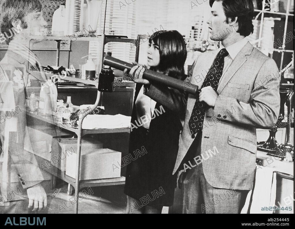 JOYCE MENGES and KURT RUSSELL in NOW YOU SEE HIM, NOW YOU DON'T, 1972, directed by ROBERT BUTLER.