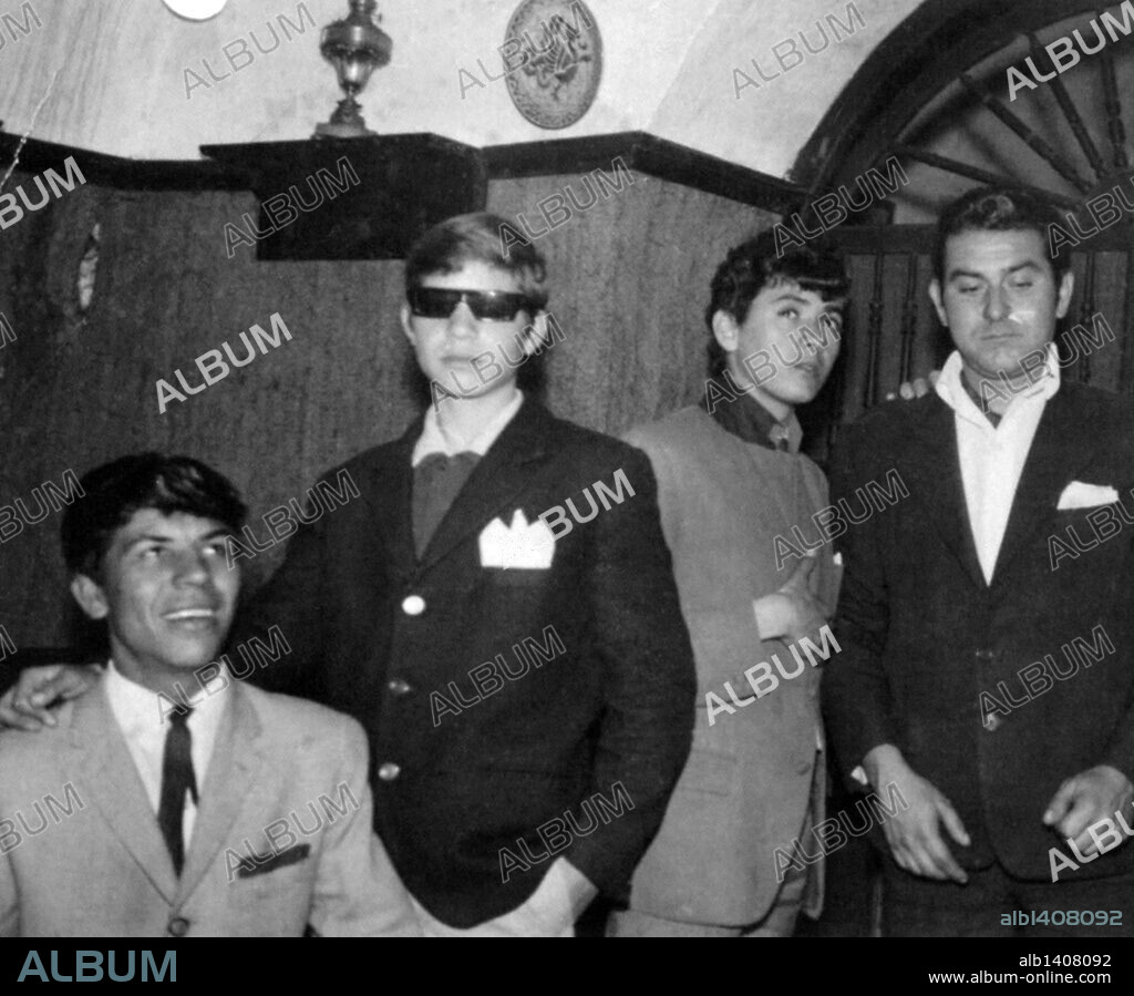 Rancapino, Camarón, Manuel Cortés Jiménez 'El Pinto' y un amigo.