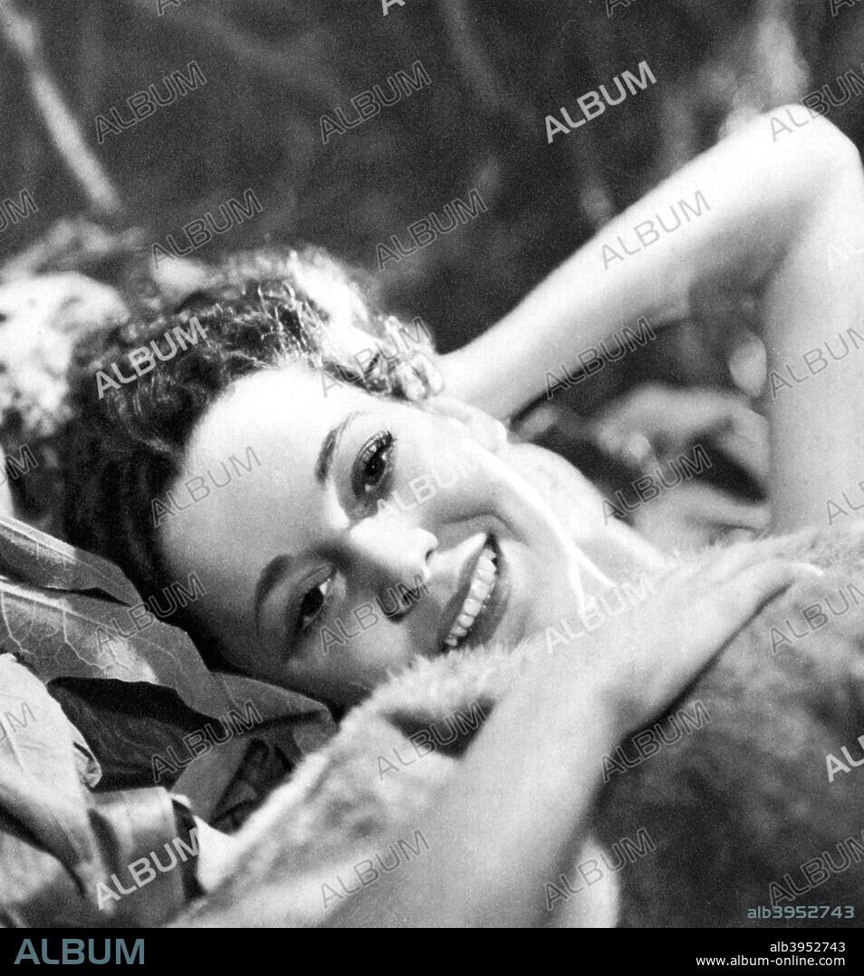 Maureen O'Sullivan, Irish born American actress, 1934-1935. Maureen O'Sullivan played the role of Jane in six Tarzan movies in the 1930s and 1940s. Taken from Meet the Film Stars, by Seton Margrave. (London, 1934-1935).