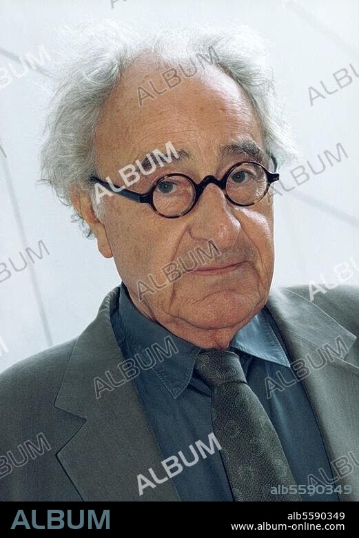 Merseburger, Peter Journalist. geb. 9.5.1928 in Zeitz. Porträtaufnahme, Berlin, 3. September. 2002.