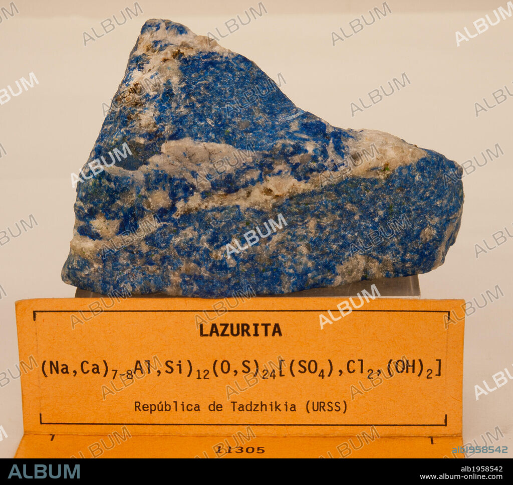 LAPISLAZULI (LAZURITA). Pieza procedente de TADZHIKIA.