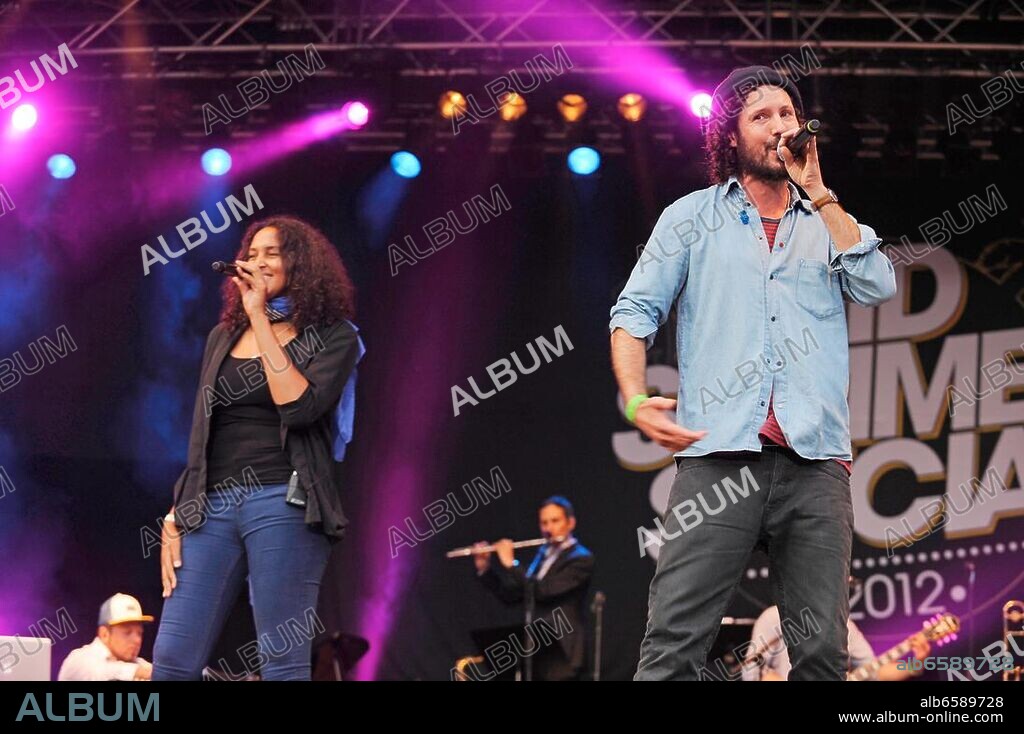 Max Herre und Cassandra Steen - Konzert bei Soul im Park, Midsummer Special Festival auf der openair-Buehne/Freilichtbuehne im Stadtpark Hamburg am 29.07.2012. ||KEINE PERSOENLICHKEITSRECHTE VORHANDEN.