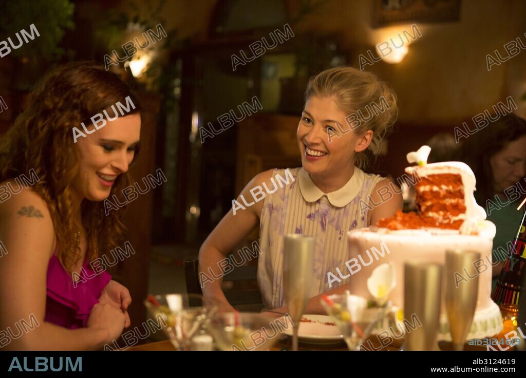 ROSAMUND PIKE und RUMER WILLIS in RETURN TO SENDER, 2015, unter der Regie von FOUAD MIKATI. Copyright BOO PICTURES.