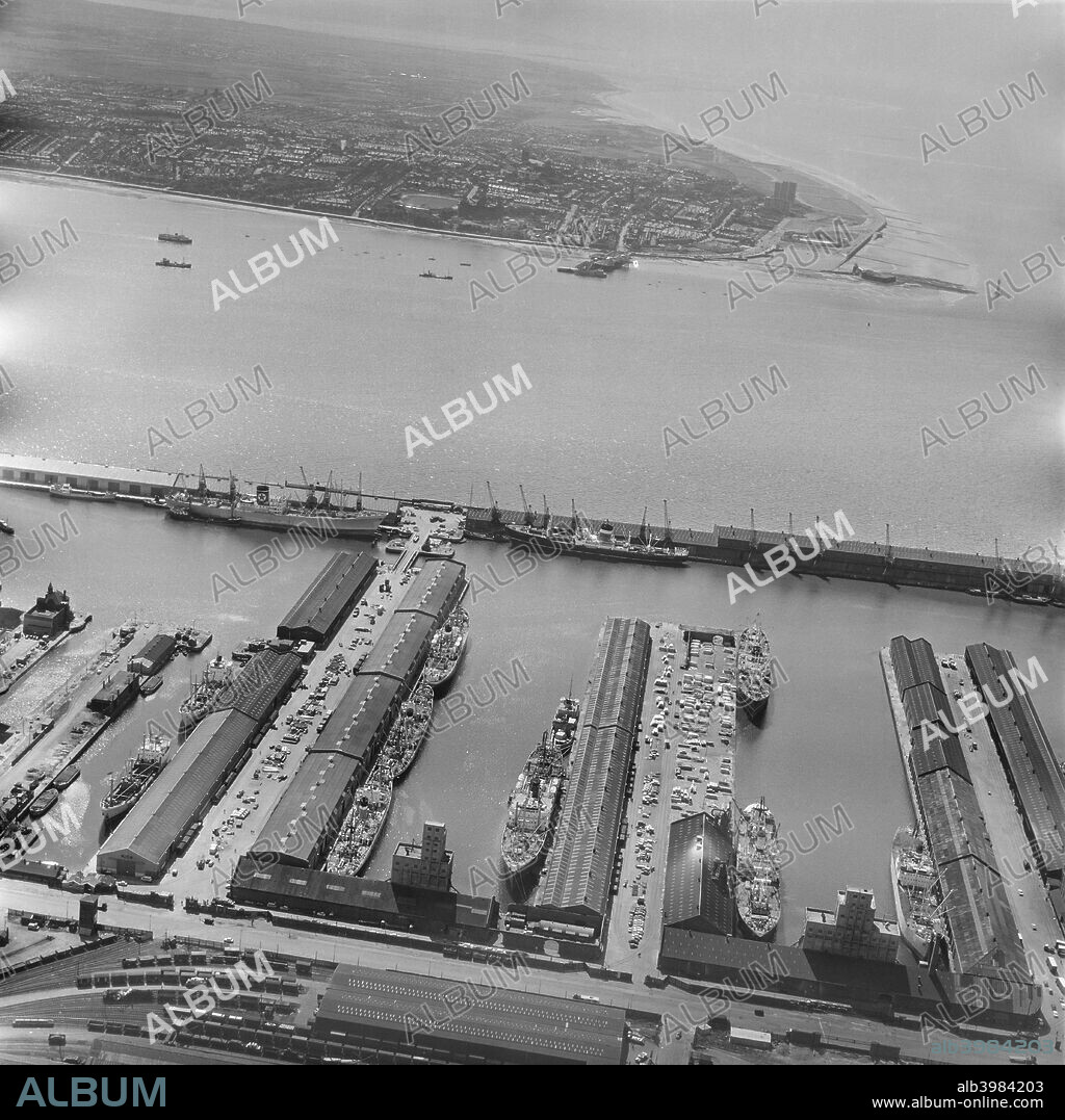 Alexandra Docks, Bootle, Sefton, Liverpool, 1964.