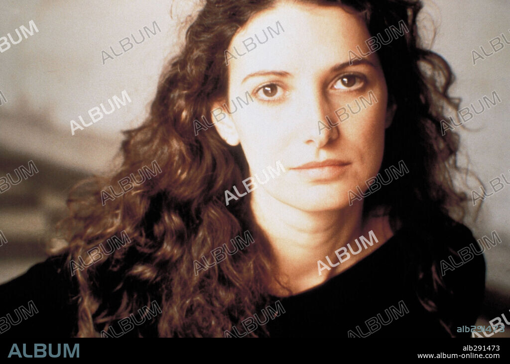 MARTA BELAUSTEGUI en MARTA Y ALREDEDORES, 1999, dirigida por JESUS RUIZ y NACHO PEREZ DE LA PAZ. Copyright CLAVE PRODUCCIONES/ ALTA FILMS.