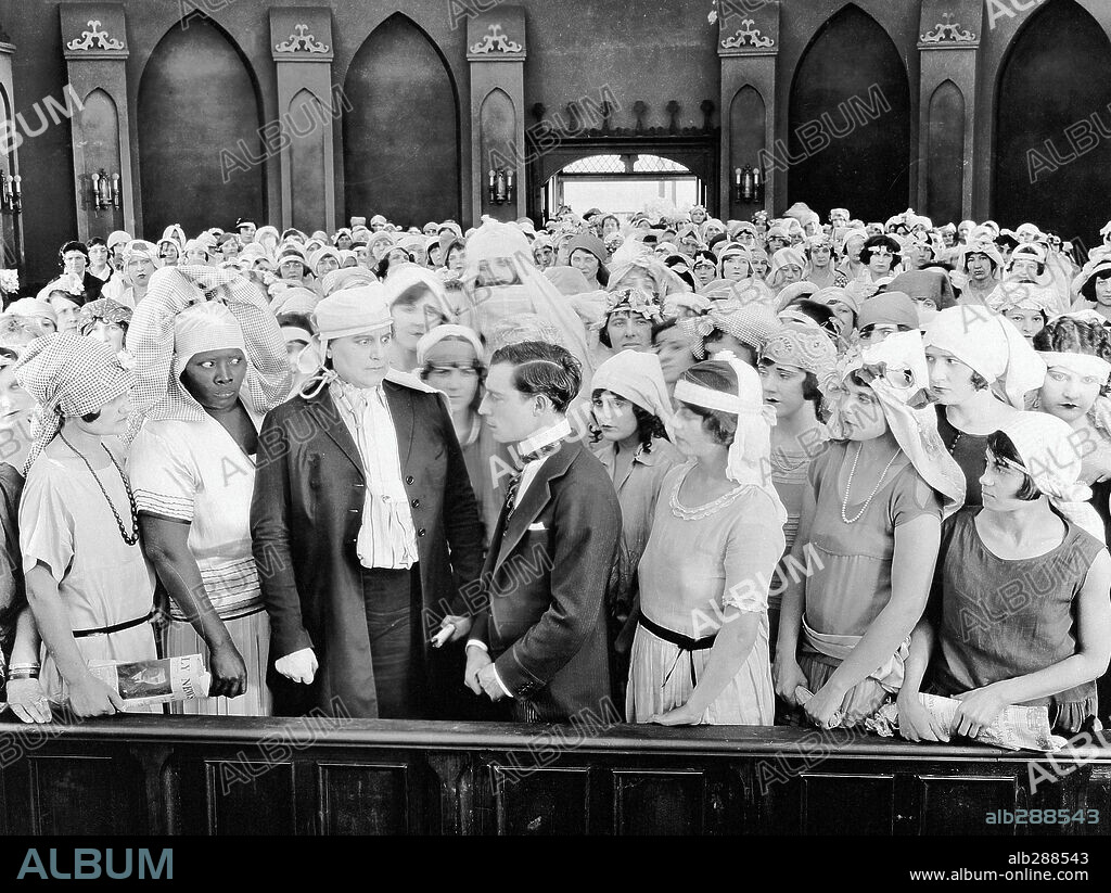 BUSTER KEATON en SIETE OCASIONES, 1925 (SEVEN CHANCES), dirigida por BUSTER KEATON. Copyright METRO GOLDWYN.