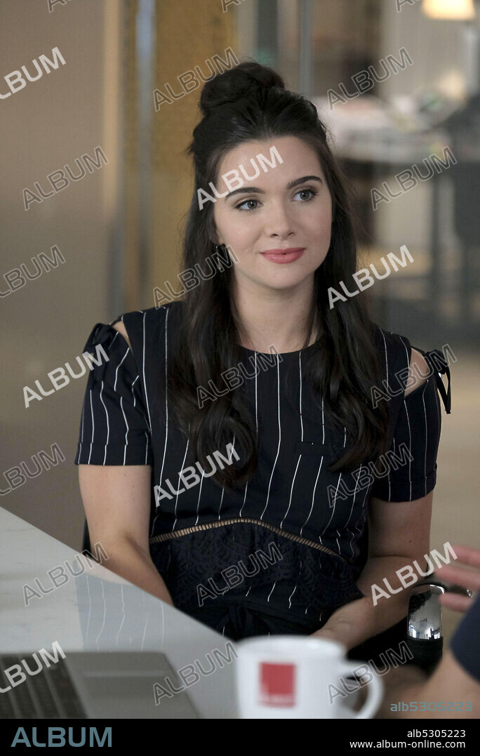 KATIE STEVENS in THE BOLD TYPE: DER WEG NACH OBEN, 2017 (THE BOLD TYPE), unter der Regie von JAMIE TRAVIS und VICTOR NELLI JR.. Copyright UNIVERSAL TELEVISION.