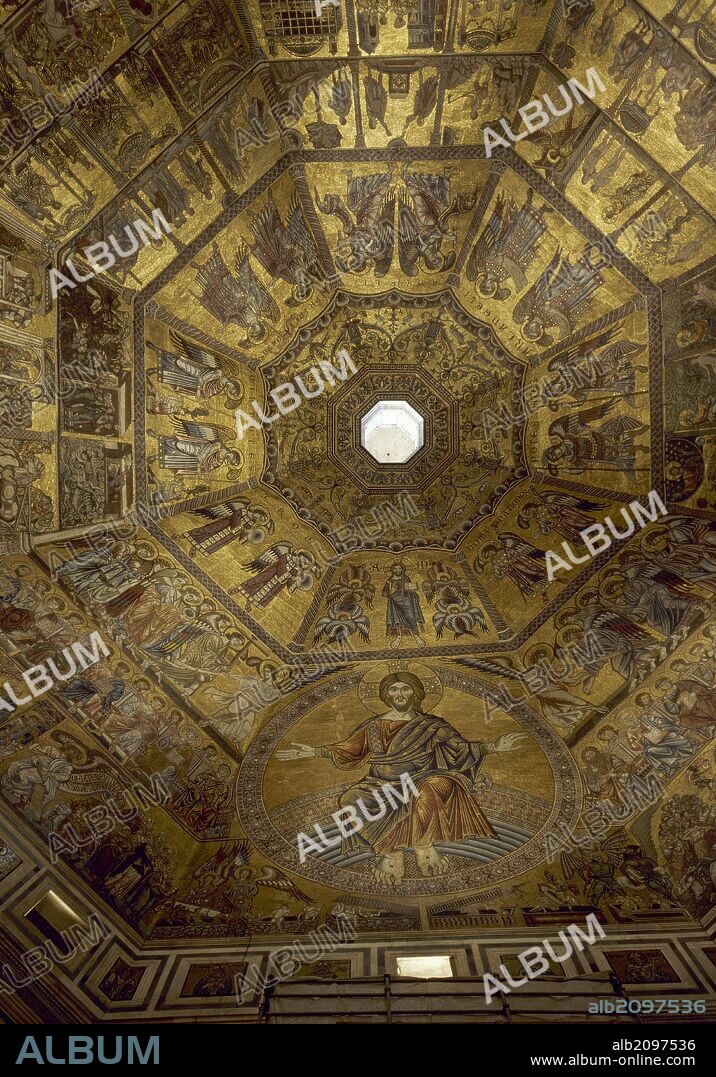ARTE BIZANTINO. ITALIA. BAPTISTERIO. Vista general de los MOSAICOS de inspiración bizantina existentes en el interior de la CUPULA octogonal y fechados entre los siglos XIII-XIV. Atribuídos a artistas venecianos y florentinos, los más antiguos son obra del maestro JACOPO (año 1225). FLORENCIA. La Toscana.
