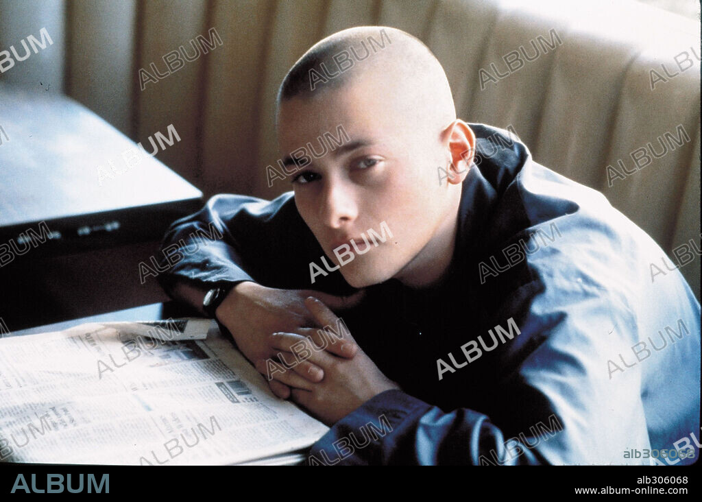 EDWARD FURLONG in AMERICAN HISTORY X, 1998, directed by TONY KAYE. Copyright NEW LINE CINEMA / SOREL, PETER.