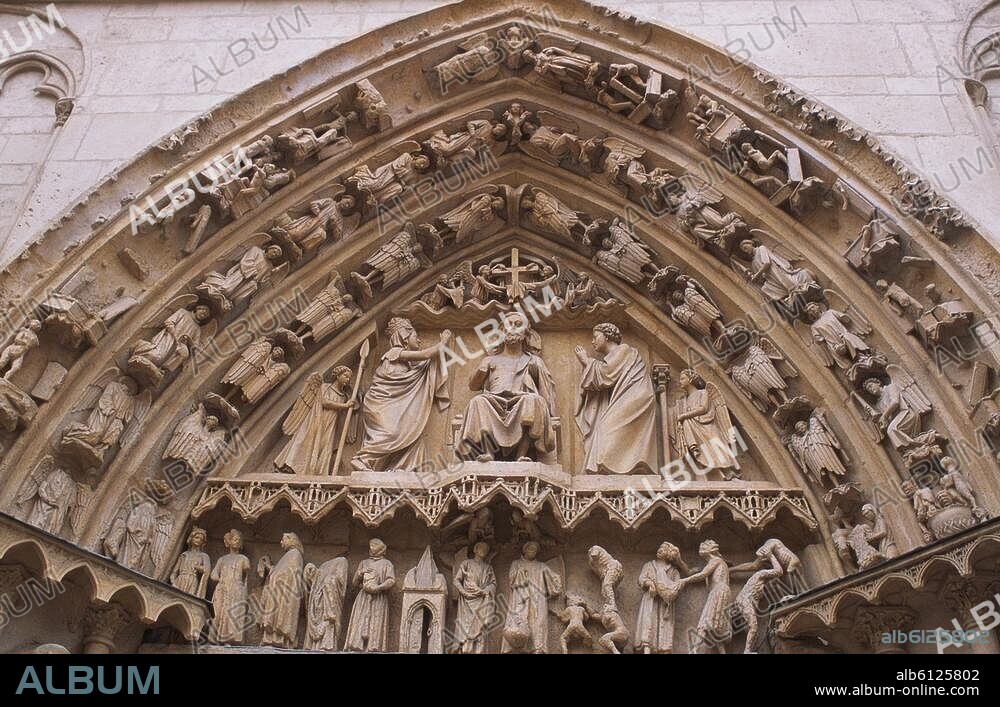 Burgos (Castilla-León, Spain), Cathedral (built from 1221-1539; World Cultural Heritage Site), North portal / Puerta de la Coronería (built c. 1250-57-Partial view: tympanon with Christ between Mary and John.-Photo, 2009.