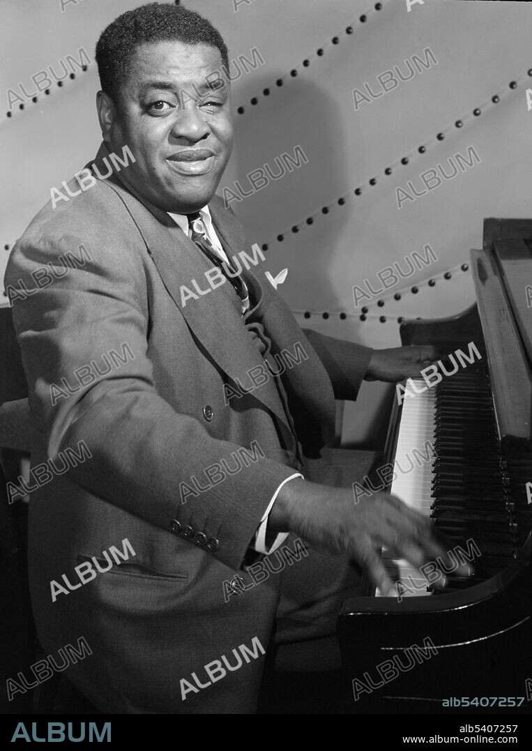 Arthur Tatum Jr. (1909-1956) was an American jazz pianist, widely regarded as one of the greats. Acclaimed for his virtuoso technique, Tatum extended the vocabulary and boundaries of jazz piano, and established new ground in jazz through innovative use of reharmonization, voicing, and bitonality.