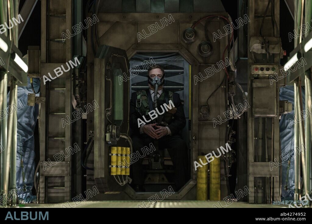 JOHN GOODMAN en NACION CAUTIVA, 2019 (CAPTIVE STATE), dirigida por RUPERT WYATT. Copyright DREAMWORKS.