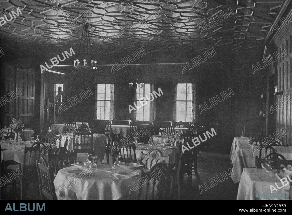 Dining room, North Shore Country Club, Glen Cove, New York, 1925. From The Architectural Forum Volume XLII. [Rogers and Manson, New York, 1925].