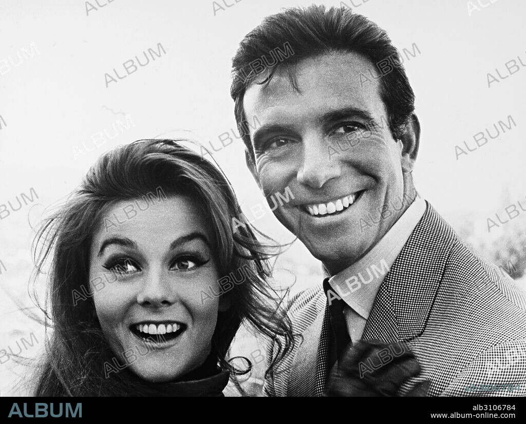 ANN-MARGRET and ANTHONY FRANCIOSA in THE SWINGER, 1966, directed by GEORGE SIDNEY. Copyright PARAMOUNT PICTURES.