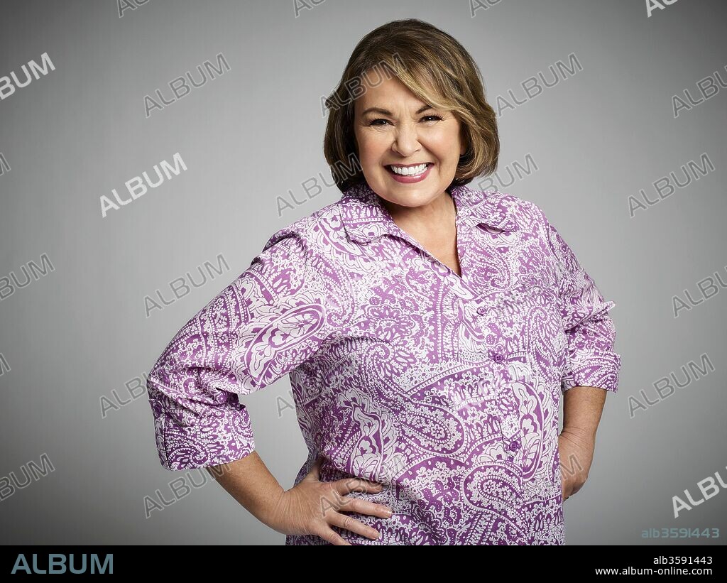 ROSEANNE BARR in ROSEANNE, 2018, directed by MATT WILLIAMS and ROSEANNE BARR. Copyright CARSEY-WERNER COMPANY.
