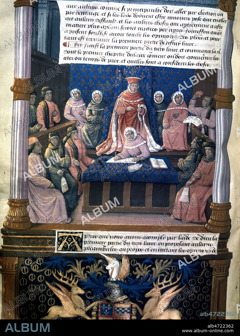 Tribunal : magistrats et greffier. Enluminure tiree du Livre du gouvernement des princes, par Gilles de ROME, fin 15eme s. (XVe, 15e s.). Manuscrit medieval conserve a la bibliotheque de l'Arsenal. Ms 5062. Credit : Collection JEAN VIGNE / Kharbine-Tapabor.