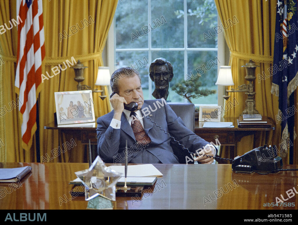 Richard Nixon in Oval Office 1972.