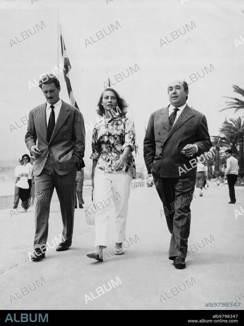 Pietro germi, franca bettoja, saro urzi, cannes, 1958.