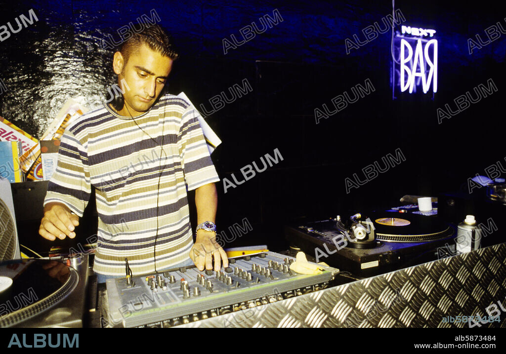 La Pineda, DJ en discoteca "Pineda Drink" (Costa Dorada / Tarragonès).