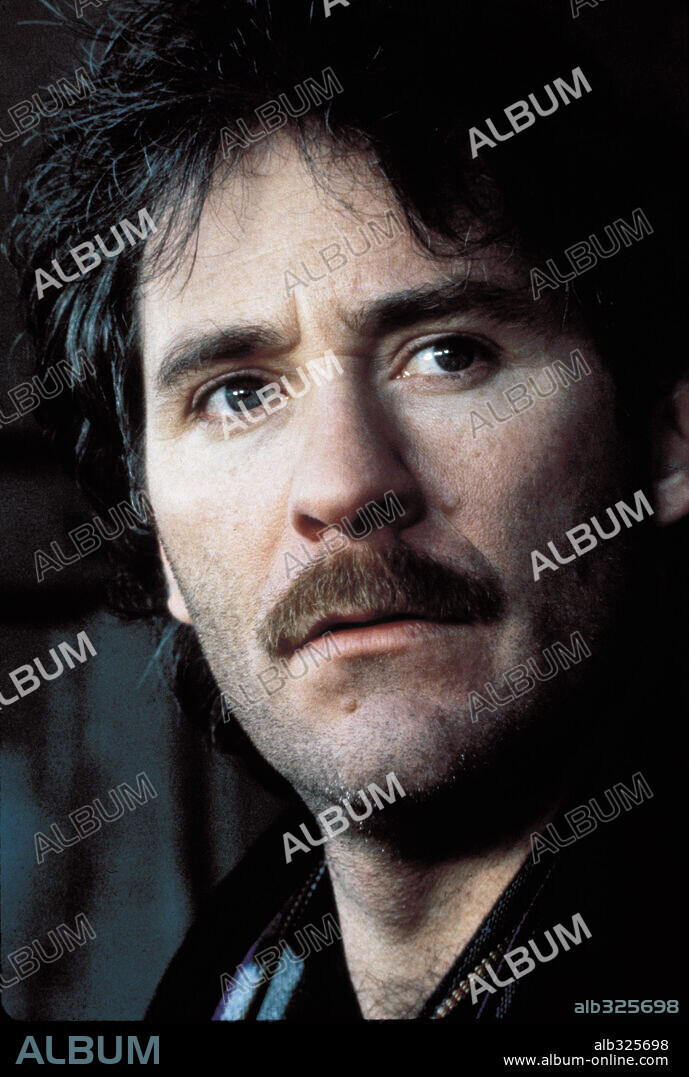 KEVIN KLINE en EL ASESINO DEL CALENDARIO, 1989 (THE JANUARY MAN), dirigida por PAT O'CONNOR. Copyright METRO GOLDWYN MAYER / HAMILL, BRIAN.
