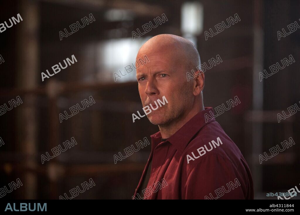 BRUCE WILLIS in FIRE WITH FIRE, 2012, directed by DAVID BARRETT. Copyright CHEETAH VISION.