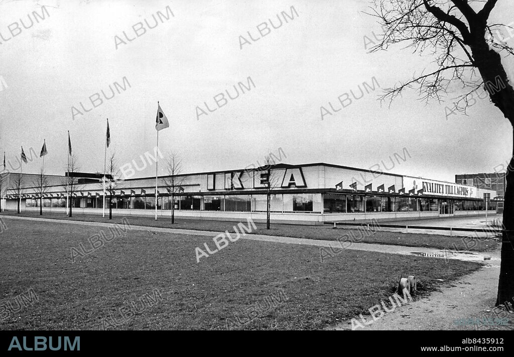 Ikea varuhuset vid gamla Lundavägen mellan Malmö och Arlöv 1973. (c) Lennart Peters / Sydsvenskan / IBL.