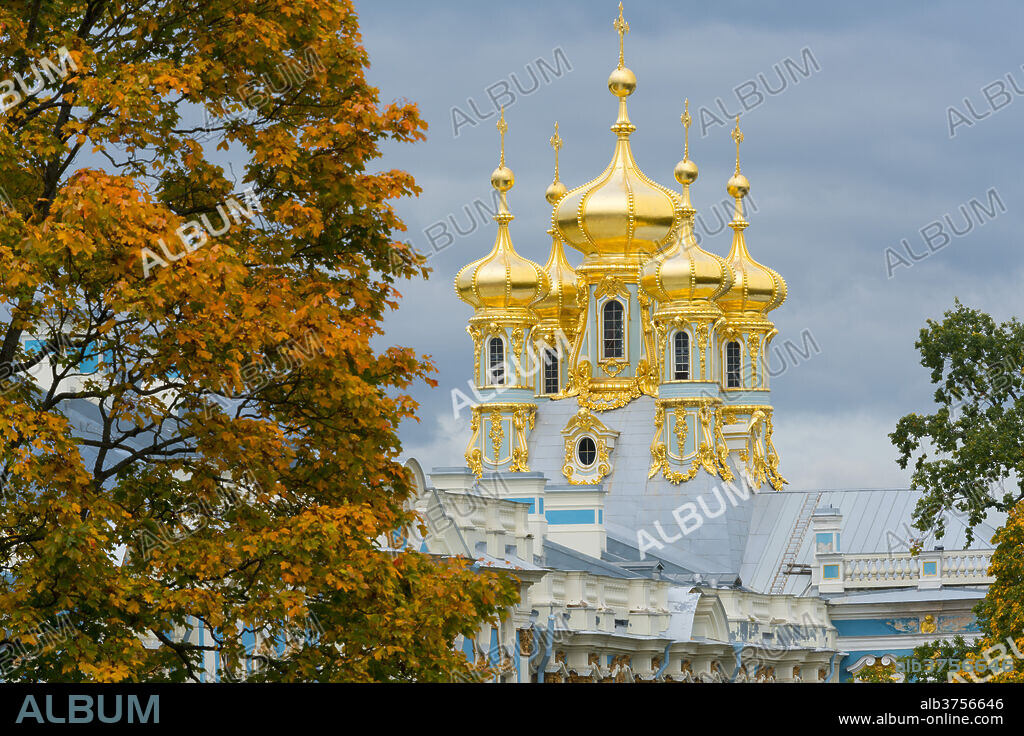 View of the domes of the Chapel of the Catherine Palace, UNESCO World Heritage Site, Pushkin, near St. Petersburg, Russia, Europe.