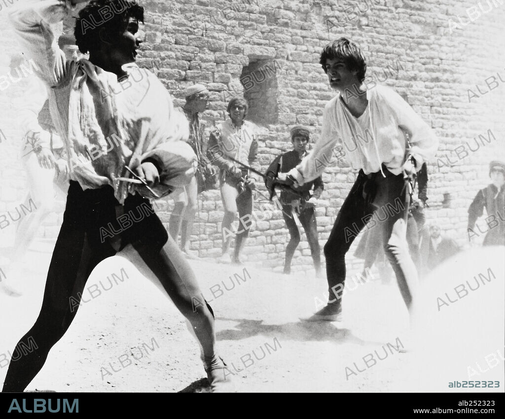 LEONARD WHITING in ROMEO AND JULIET, 1968, directed by FRANCO ZEFFIRELLI. Copyright PARAMOUNT PICTURES.