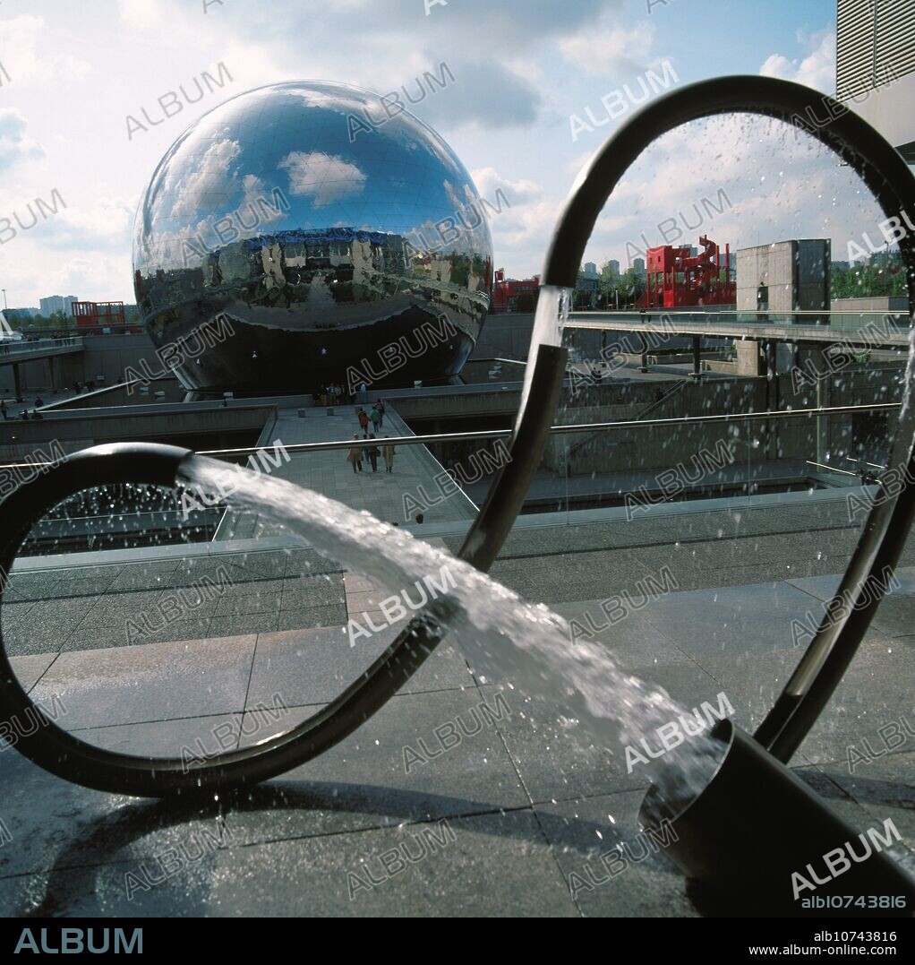 La Géode at Parc de la Villette. Paris. France.