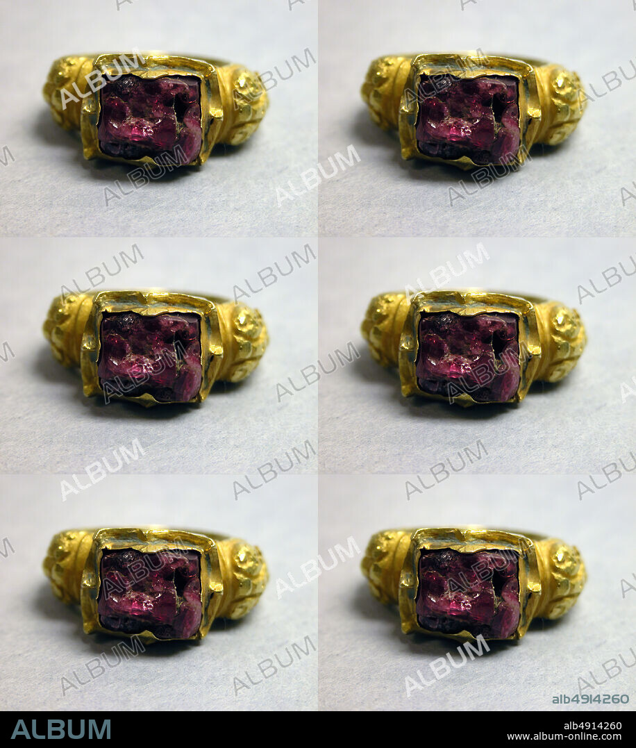 Stirrup-shaped Ring with Purple Stone, Indonesia (Java), Central Javanese period, Date Second half of the 8thsecond half of the 10th century, Indonesia (Java), Gold with purple stone, H. 1/8 in. (0.3 cm); Diam. 1 1/16 in. (2.7 cm), Jewelry.