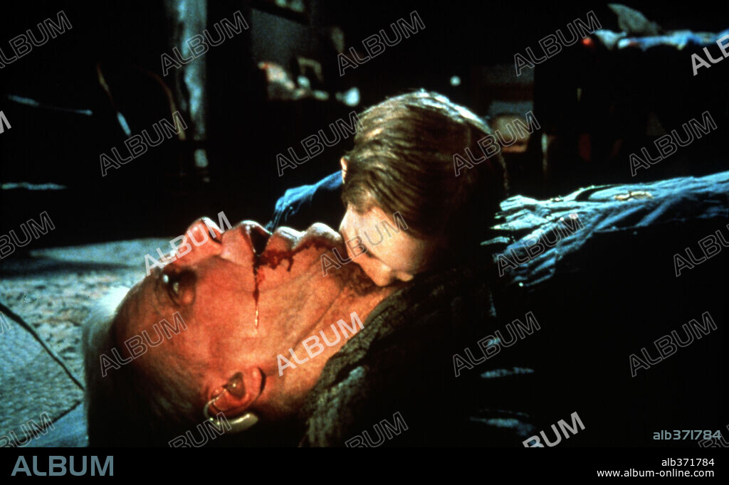 CEMENTERIO VIVIENTE, 1989 (PET SEMATARY). Copyright PARAMOUNT PICTURES.