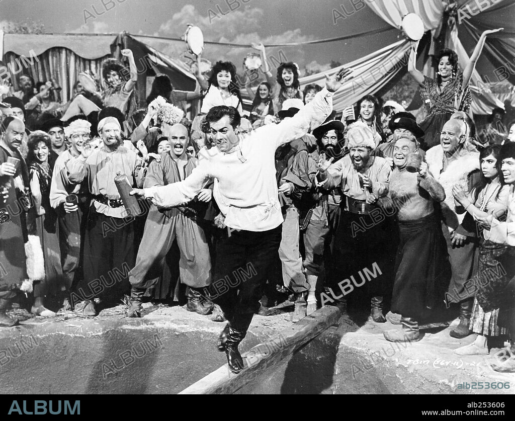 TONY CURTIS in TARAS BULBA, 1962, directed by J. LEE THOMPSON. Copyright UNITED ARTISTS.