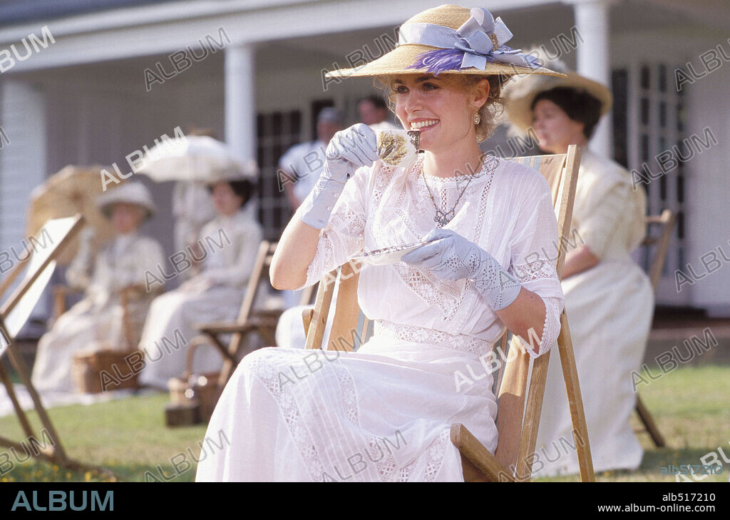 KATE WINSLET dans FINDING NEVERLAND, 2004, réalisé par MARC FORSTER. Copyright MIRAMAX.