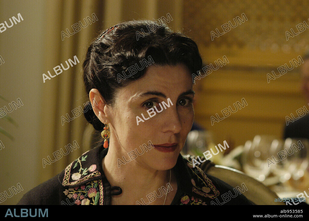 ANA FERNANDEZ en LOLA, LA PELÍCULA, 2007, dirigida por MIGUEL HERMOSO. Copyright ANTENA 3 TELEVISION/PRODIGIUS AUDIOVISUAL.