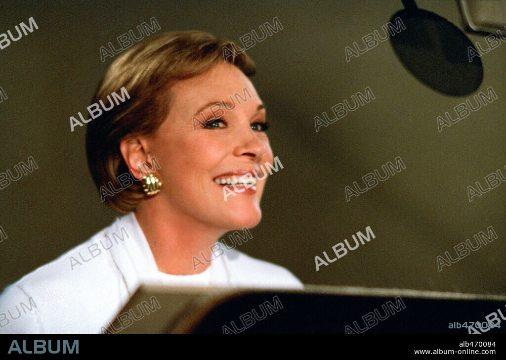 JULIE ANDREWS en SHREK 2, 2004, dirigida por ANDREW ADAMSON, CONRAD VERNON y KELLY ASBURY. Copyright DREAMWORKS PICTURES / JONES, KEVIN.