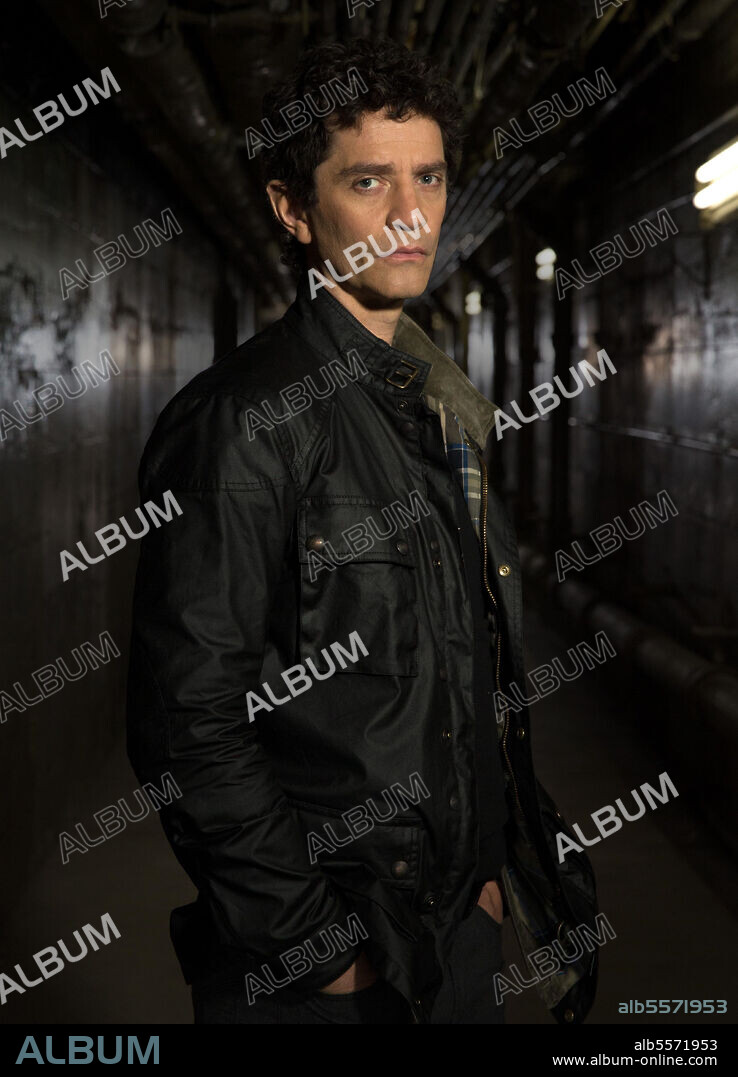 JAMES FRAIN in INTRUDERS, 2014, directed by DANIEL STAMM and EDUARDO SANCHEZ. Copyright BBC.
