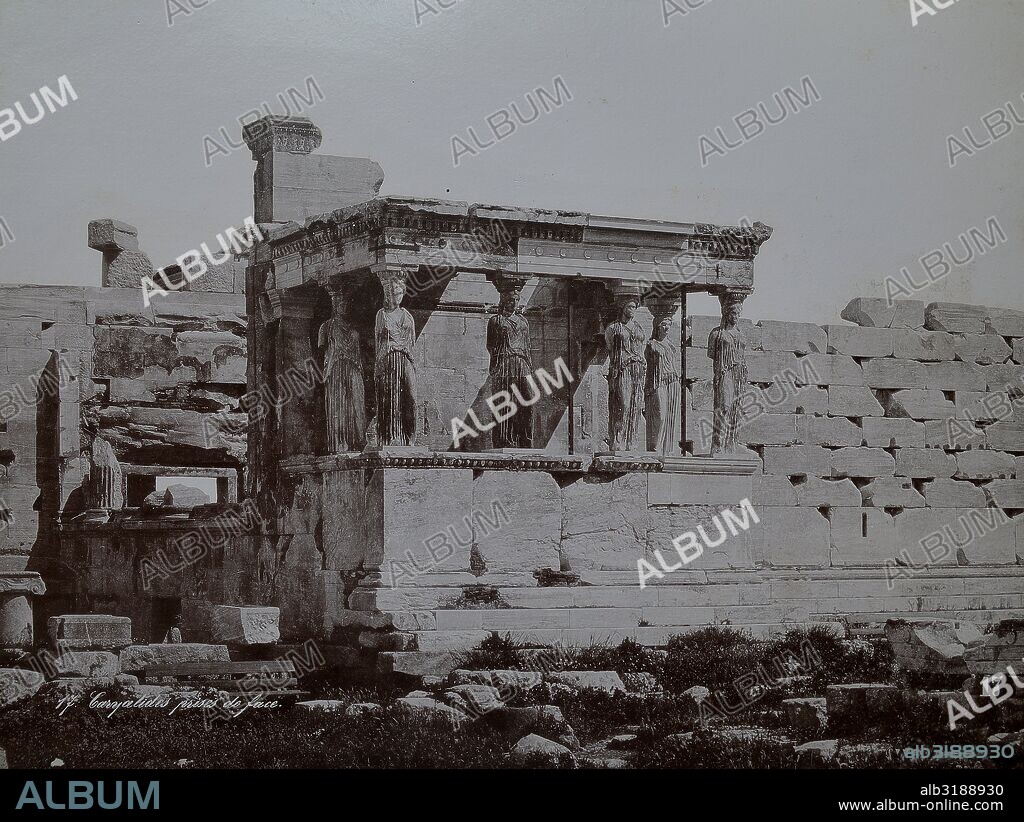 FILOCLES.. Caryatides prises de face.