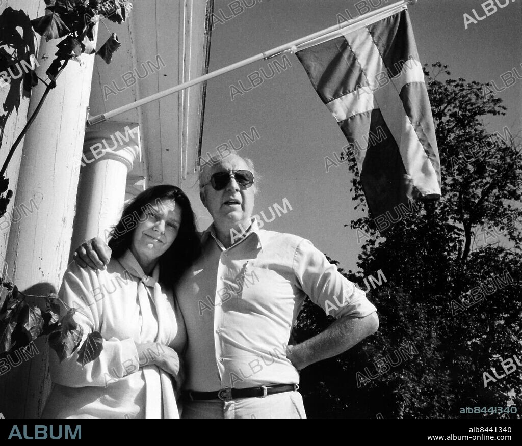 1989-06-24. Gio Petré - skådespelerska - och Alf Enerström - svensk läkare, och ledare för en kampanj mot Olof Palme under namnet Socialdemokratiska oppositionen under 1970-talet *** Local Caption *** GP Foto: Annika Karlsson. KAMERAREPORTAGE.
