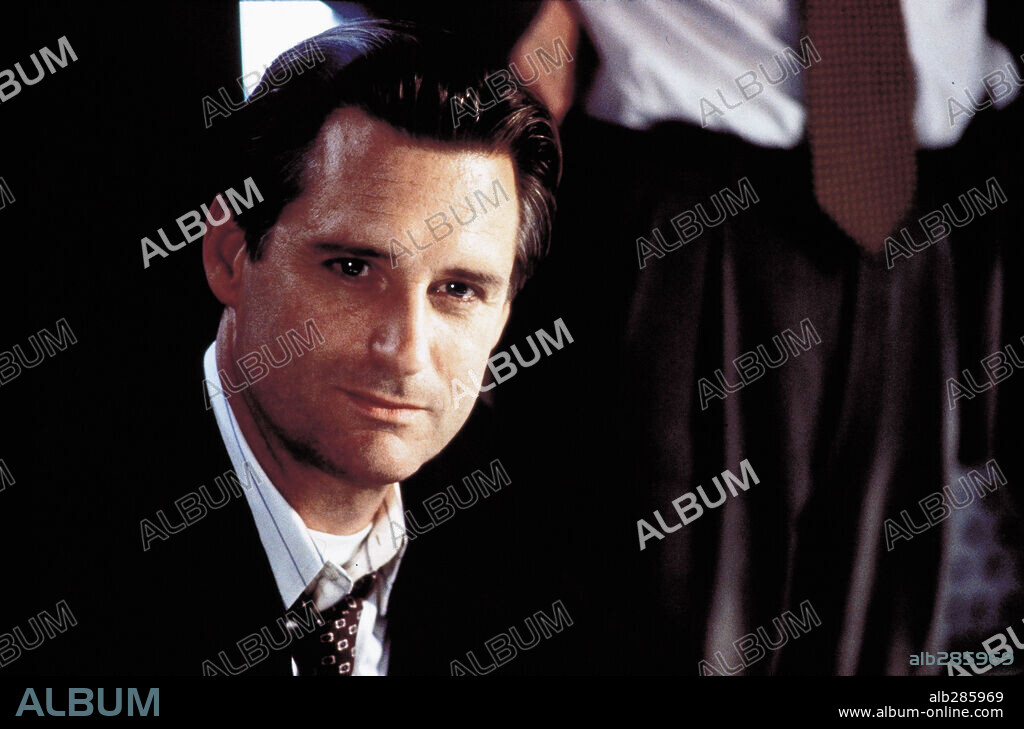 BILL PULLMAN in INDEPENDENCE DAY, 1996, directed by ROLAND EMMERICH. Copyright 20TH CENTURY FOX.