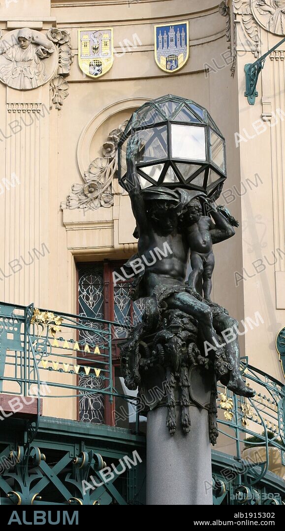 ALPHONSE MUCHA. Prague, Czech Republic. Municipal House, 1905-1911. Designed by Osvald Polivka and Antonin Balsanek. Art Nouveau style. Streetlight on the main facade. Detail.