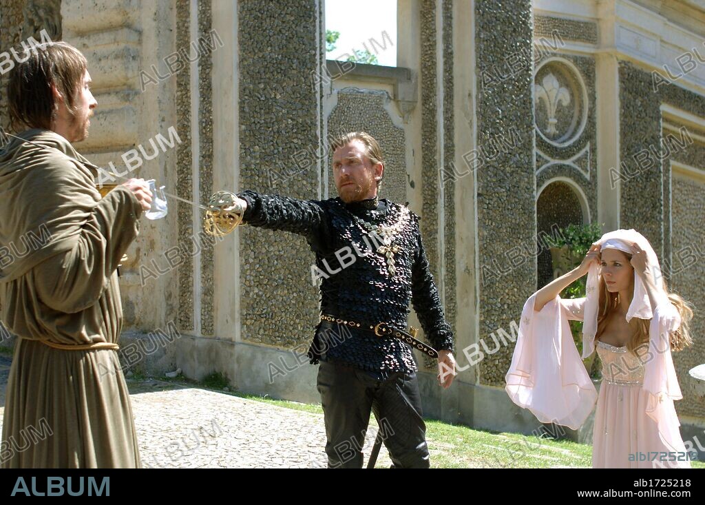 MISCHA BARTON and TIM ROTH in VIRGIN TERRITORY, 2007, directed by DAVID LELAND. Copyright CARTHAGO FILMS Sarl/DINO DE LAURENTIIS CINEMATOGRAFICA.